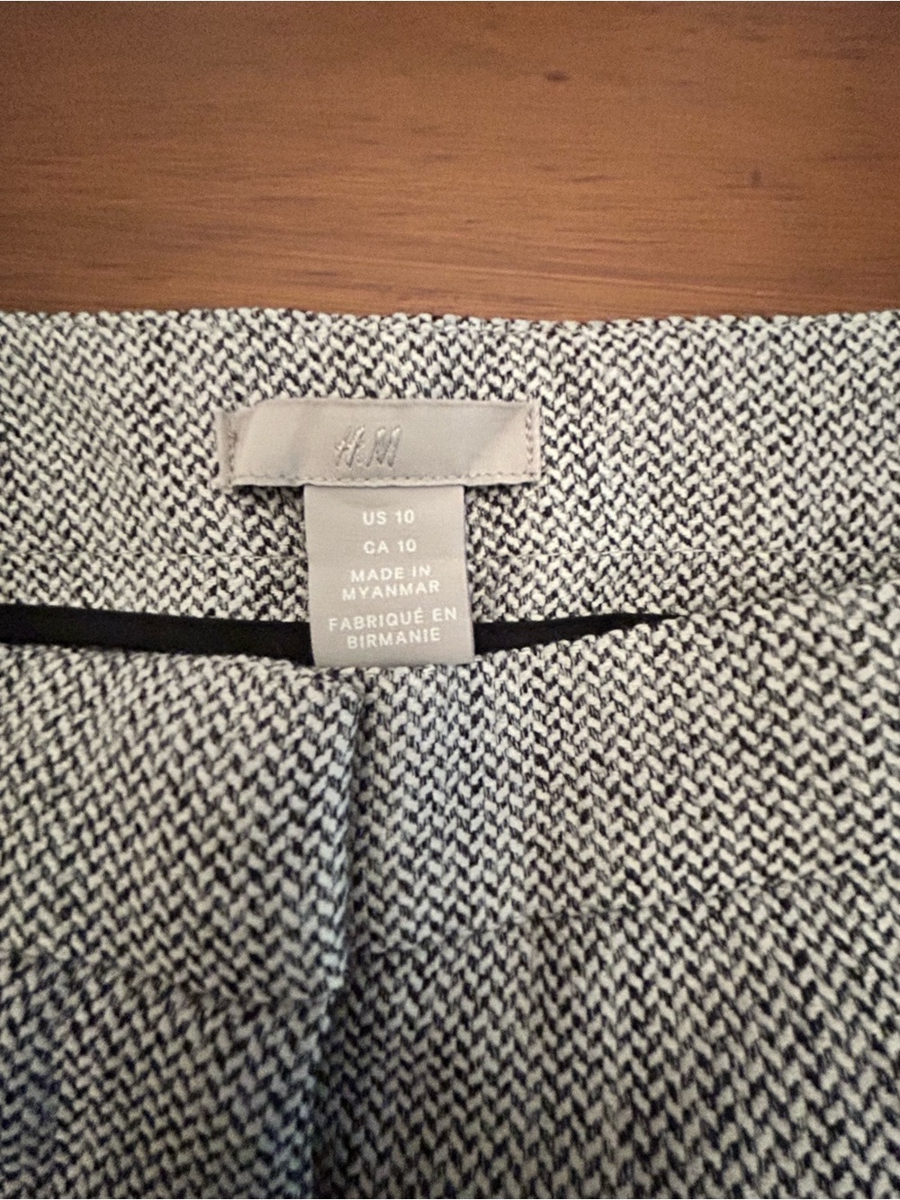 H&M NWT Herringbone Tweed Tapered Trousers Black White Size 10 - Picture 6 of 7
